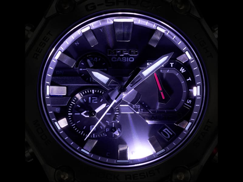 MTG-B2000 watch with light up bezel